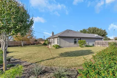 310 Stewart Drive, Hutto, TX 78634 - Photo 23