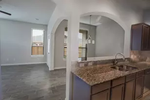 113 Lakeview Ct, Kyle, TX 78640 - Photo 5