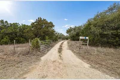 1398 Lazy Forest Forest, New Braunfels, TX 78132 - Photo 27