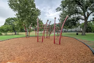 202 S College St, Georgetown, TX 78626 - Photo 33