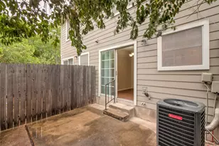 202 S College St, Georgetown, TX 78626 - Photo 31