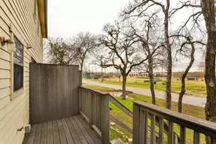 202 S College St, Georgetown, TX 78626 - Photo 7