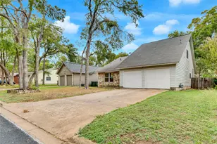 9706 Moorberry St, Austin, TX 78729 - Photo 25