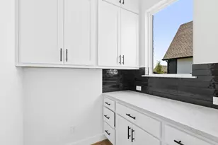 220 Reata Ridge Loop, Liberty Hill, TX 78642 - Photo 15