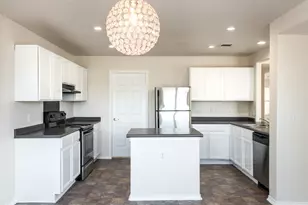4618 Lyra Cir, Austin, TX 78744 - Photo 1