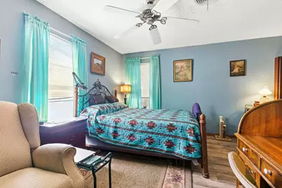 606 E Liberty Avenue, Round Rock, TX 78664 - Photo 11