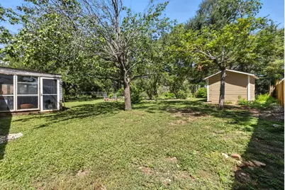 606 E Liberty Avenue, Round Rock, TX 78664 - Photo 31