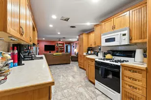 606 E Liberty Ave, Round Rock, TX 78664 - Photo 9