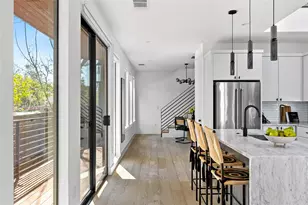 2804 E 22nd St, Austin, TX 78722 - Photo 5