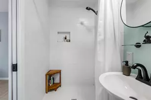 6510 King George Dr, Austin, TX 78745 - Photo 17