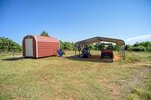 937 Hwy 21 E, Bastrop, TX 78602 - Photo 35