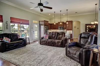 937 Highway 21 E, Bastrop, TX 78602 - Photo 9