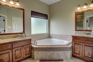 937 Hwy 21 E, Bastrop, TX 78602 - Photo 19