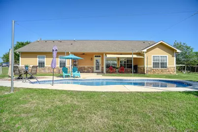 937 Highway 21 E, Bastrop, TX 78602 - Photo 3