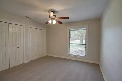205 E Esparada Drive, Georgetown, TX 78628 - Photo 25
