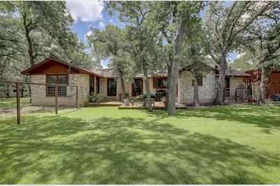 205 E Esparada Drive, Georgetown, TX 78628 - Photo 27
