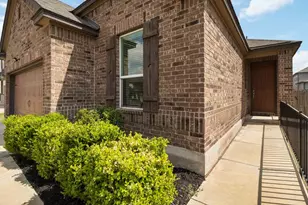 1911 Prickly Pear Dr, Bastrop, TX 78602 - Photo 3