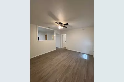 1802 W Avenue H Avenue #C, Temple, TX 76504 - Photo 3