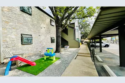 1510 W North Loop Boulevard #822, Austin, TX 78756 - Photo 3