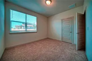 7920 City Top Blvd, Austin, TX 78724 - Photo 21