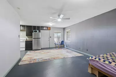 312 Blackson Avenue, Austin, TX 78752 - Photo 13