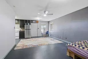 312 Blackson Ave, Austin, TX 78752 - Photo 13