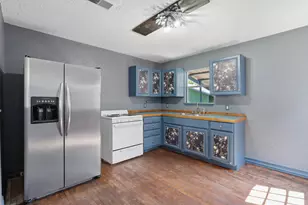 312 Blackson Ave, Austin, TX 78752 - Photo 5