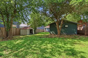 312 Blackson Ave, Austin, TX 78752 - Photo 21
