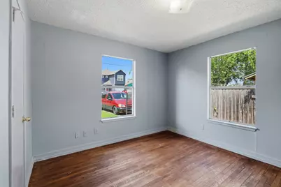 312 Blackson Avenue, Austin, TX 78752 - Photo 7