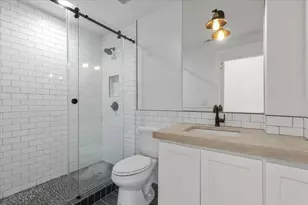 7512 Hardy Dr, Austin, TX 78757 - Photo 19