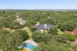 607 Bending Oak Dr, Dripping Springs, TX 78620 - Photo 3