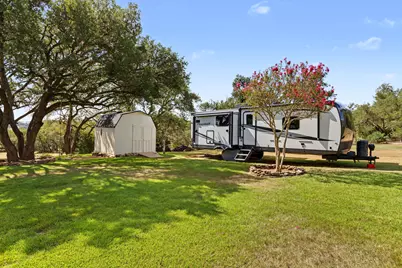 607 Bending Oak Drive, Dripping Springs, TX 78620 - Photo 35