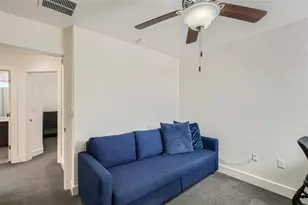 2917 Stock Dr W, Austin, TX 78741 - Photo 15