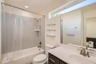 2917 Stock Dr W, Austin, TX 78741 - Photo 13