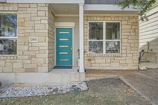 2917 Stock Dr W, Austin, TX 78741 - Photo 3
