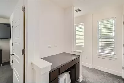 2917 Stock Drive W #128C, Austin, TX 78741 - Photo 17