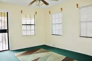 4704 Gonzales St, Austin, TX 78702 - Photo 5