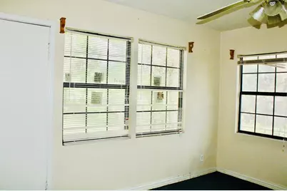 4704 Gonzales Street, Austin, TX 78702 - Photo 7