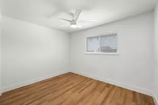 7929 Gault St, Austin, TX 78757 - Photo 15