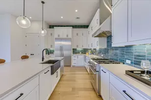 2401 Trailside Dr, Austin, TX 78704 - Photo 17