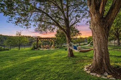 300 Wesley Ridge Drive, Spicewood, TX 78669 - Photo 35