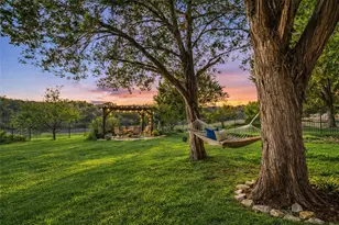 300 Wesley Ridge Dr, Spicewood, TX 78669 - Photo 35