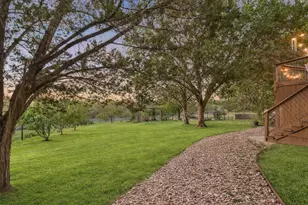 300 Wesley Ridge Dr, Spicewood, TX 78669 - Photo 39