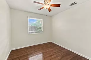 6806 Lunar Dr, Austin, TX 78745 - Photo 11