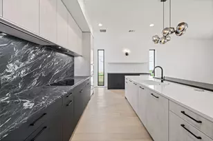 201 Custers Last Stand, Horseshoe Bay, TX 78657 - Photo 15