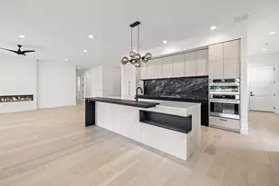 201 Custers Last Stand, Horseshoe Bay, TX 78657 - Photo 35