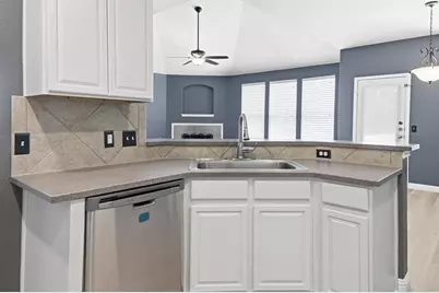 2157 Paradise Ridge Drive, Round Rock, TX 78665 - Photo 11