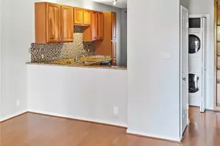 2414 Longview St, Austin, TX 78705 - Photo 3