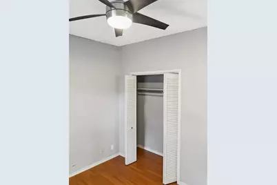 2414 Longview Street #206, Austin, TX 78705 - Photo 9