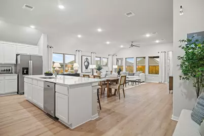 154 Tolo Drive, Elgin, TX 78621 - Photo 3